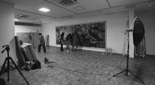 .....市内のギャラリーをお借りしての絵画作品の撮影......_b0194185_23171249.jpg