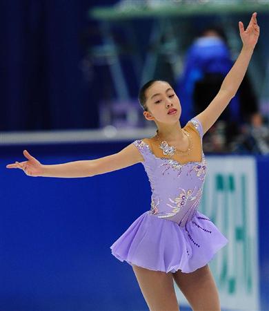 安藤美姫選手が優勝！！浅田真央選手も会心の演技で2位！全日本選手権　女子フリー_b0038294_22594943.jpg