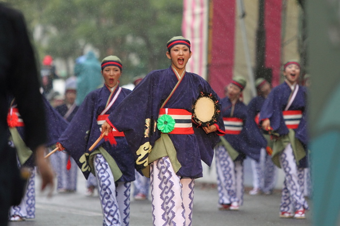 第57回よさこい祭り 2日目 上總組_a0077663_94109.jpg