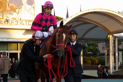 東京大賞典(JpnI)はスマートファルコンが驚愕の日本レコードで逃げ切る