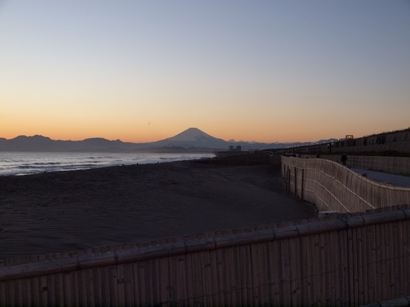 鵠沼海岸　2010/12/23_a0114003_1175414.jpg