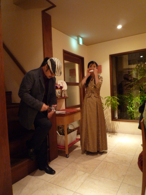 加藤ますえさん・年末コンサート1_f0181251_15143584.jpg