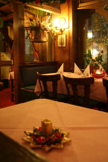 ドイツ料理で最後の晩餐 フランクフルト アクデニズ ドイツ料理で最後の晩餐 フランクフルト アクデニズ