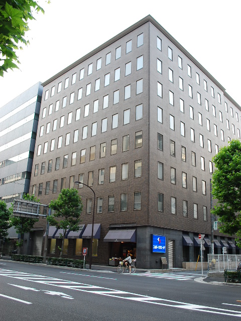 東京日本橋の近三ビル(昭和モダン建築探訪)_f0142606_203329.jpg