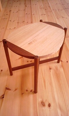 Pau Table_a0187214_18313382.jpg
