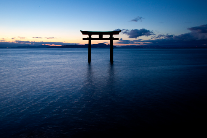 白鬚神社の朝日-Happy New Year 2011-_a0166729_2225916.jpg