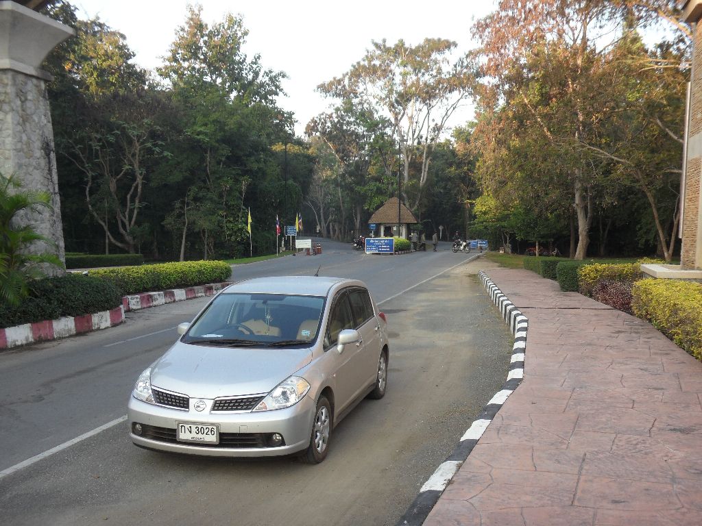 c0102404_8146100.jpg
