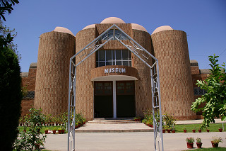 Pak-Jap Archaeological mission* 2004-07 Peshawar (1)_a0186568_844147.jpg