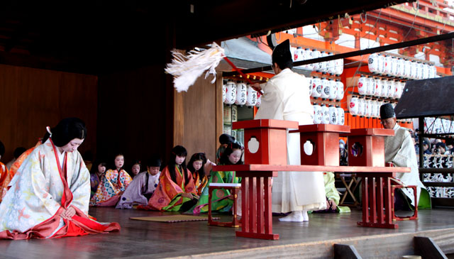 八坂神社 かるた始め式_e0048413_20194680.jpg