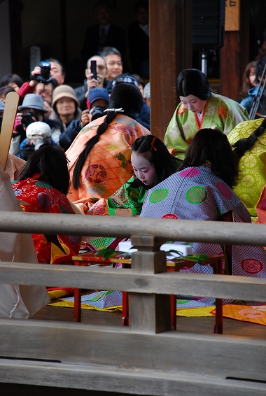 かるた始め式　－　八坂神社_a0114714_17283943.jpg