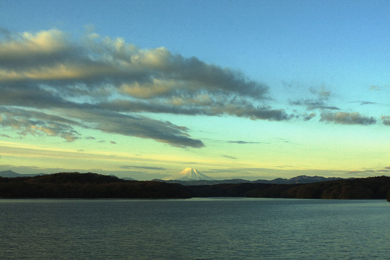 朝焼けの富士山＠狭山湖_b0010915_21103372.jpg