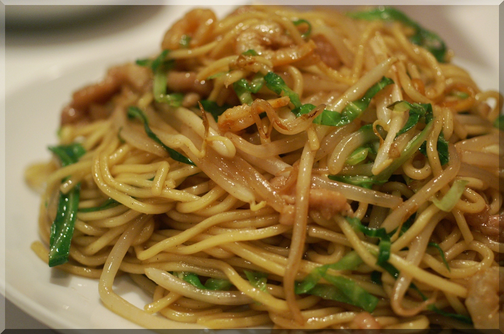 《朝ご飯は海鮮チゲ》娘の部屋で作ったクリスマスの日の朝ご飯／立ち寄りお夜食など。_b0033423_8183283.jpg