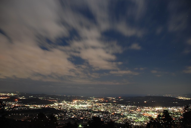 20090111ヤビツ峠菜の花台展望台の夜景_a0189985_7344225.jpg