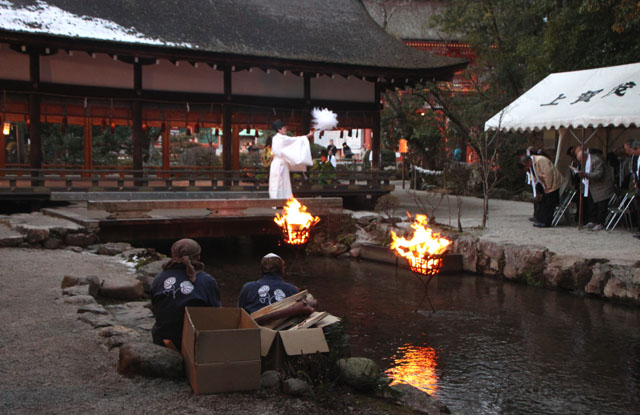 上賀茂神社 竟宴祭(きょうえんさい)_e0048413_2104032.jpg