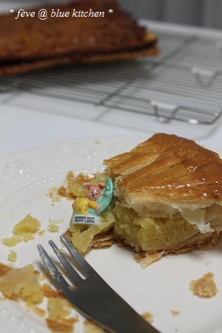 １日早い　*GALETTE DES ROIS*_f0187622_22381959.jpg