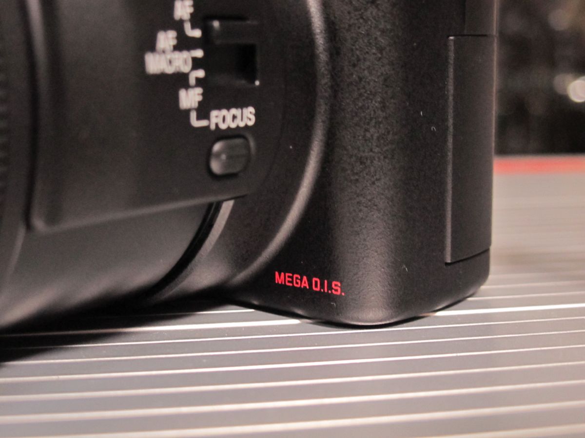 Leica V-LUX 1 : Vision42's photo garage Leica V-LUX 1 : Vision42's photo garage
