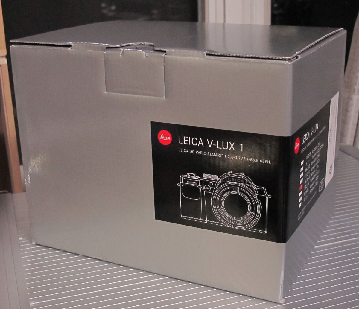 Leica V-LUX 1_d0212994_09052.jpg