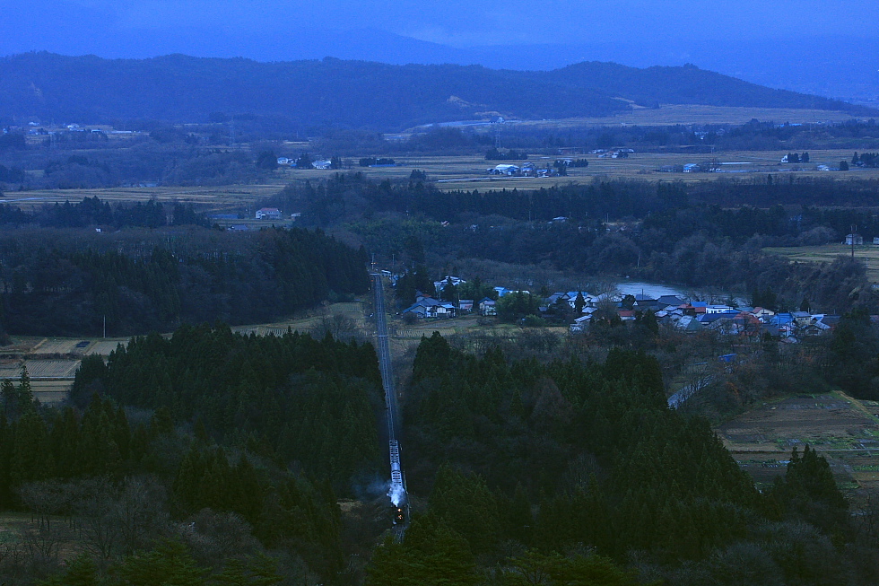 森を抜ける - 2010年初冬・磐西 -_b0190710_7325100.jpg