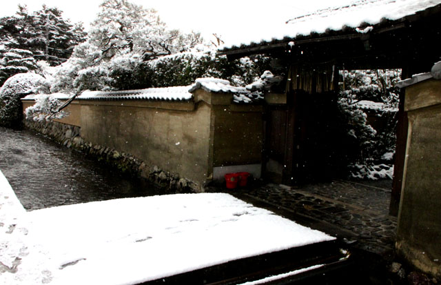 雪景色　社家の道と太田神社_e0048413_18103034.jpg