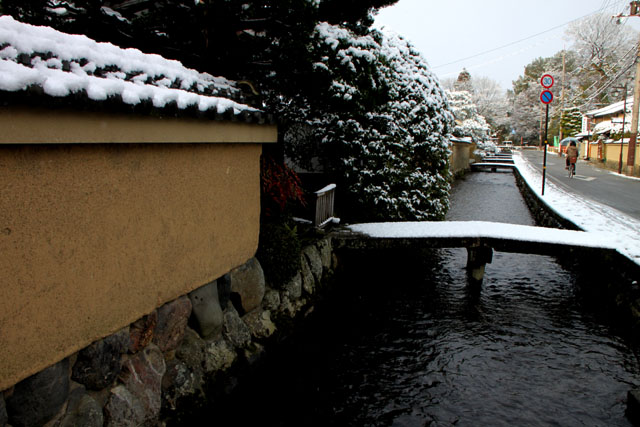 雪景色　社家の道と太田神社_e0048413_1894873.jpg