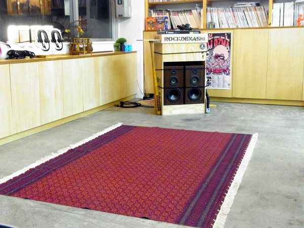 AFG Rug／ランドスケーププロダクツ』red cutacut.com