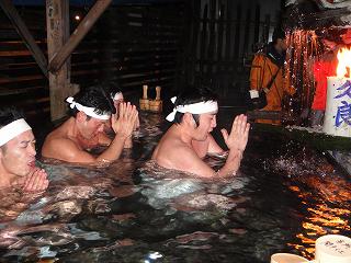 2011年新年「水行」_b0092684_1859131.jpg
