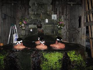 2011年新年「水行」_b0092684_1952870.jpg