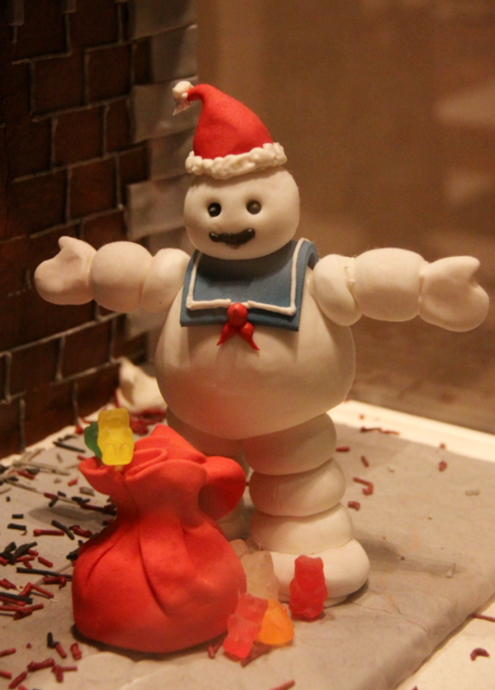 ニューヨーク映画のワンシーンをお菓子で再現！ Gingerbread Extravaganza_b0007805_1681387.jpg
