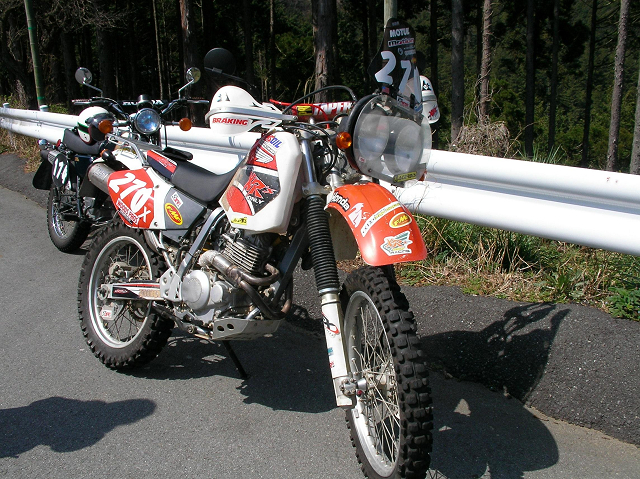 Xr250baja ラリー仕様 ピットクルー 和田ぽんの泥日記