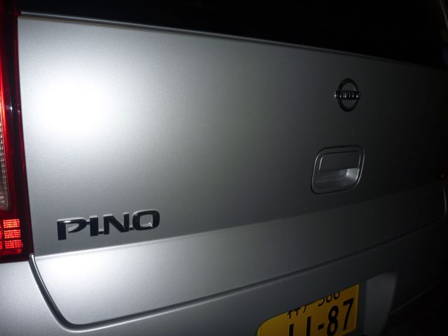 珍車 日産 ピノ_b0054727_1993236.jpg