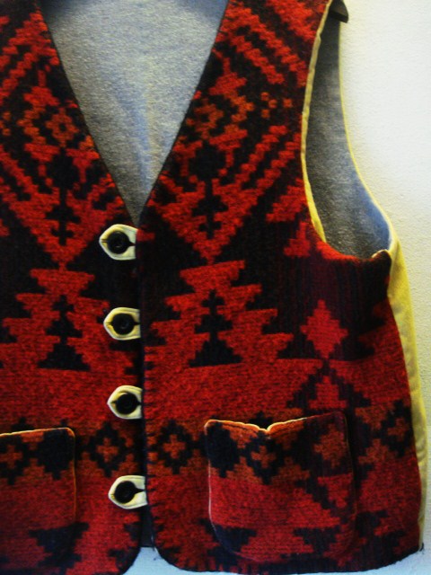 HAND MADE NATIVE RUG VEST_c0172392_15402567.jpg