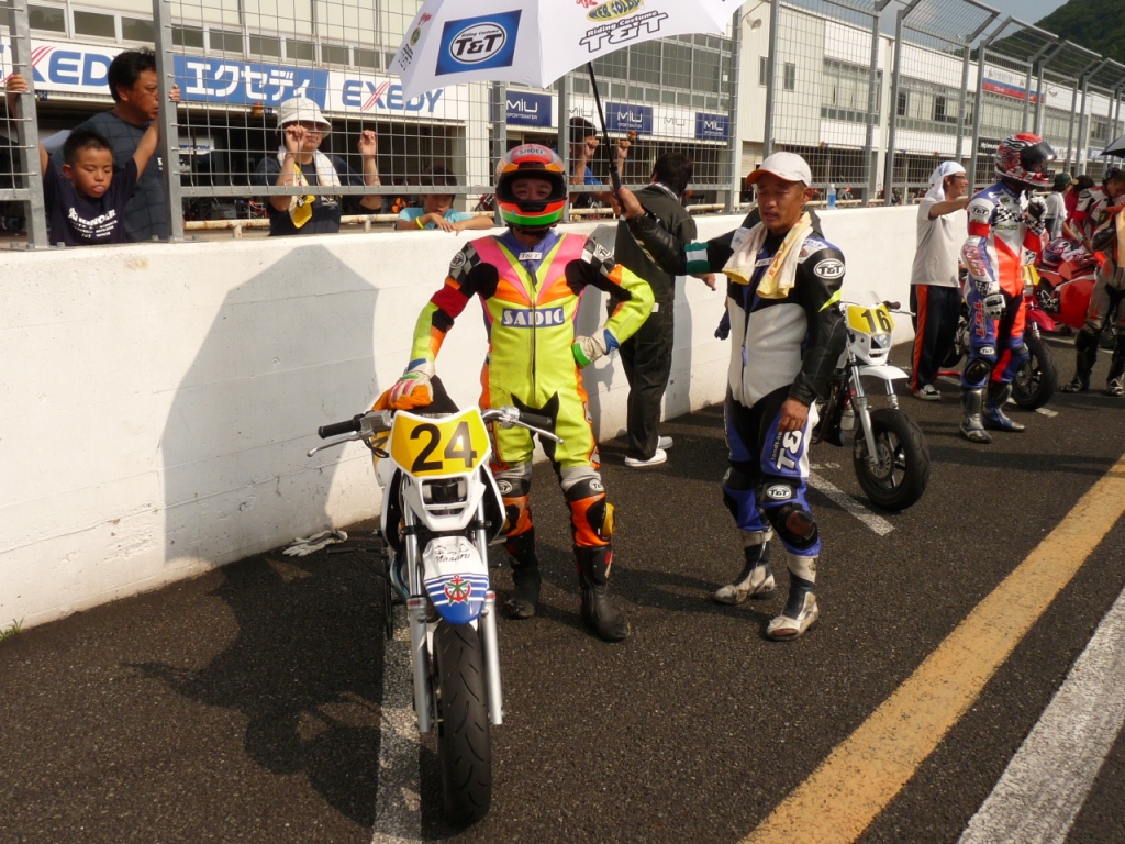 10\' OKAYAMA ミニバイク 90分耐久レース 【SP4st】_a0164504_18535452.jpg