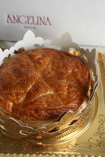 Galette des rois 2011 アンジェリーナ ANGELINA_f0082141_1520379.jpg