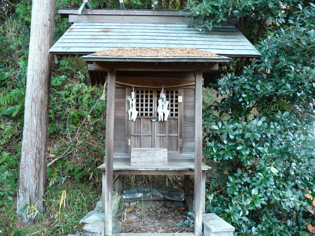 越智一族の氏神　天神森にあった　「高縄神社」　瀬織津姫も_e0165472_038256.jpg