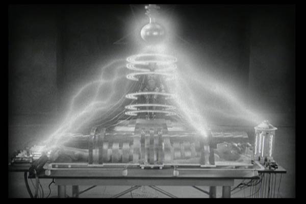映画「メトロポリス」のオカルト象徴主義とポップカルチャーにおけるその重要性 By Vigilant 2_c0139575_5351765.jpg