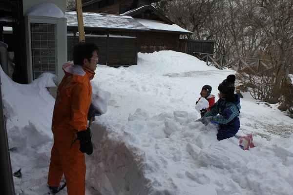 雪遊び!_c0213830_9132723.jpg