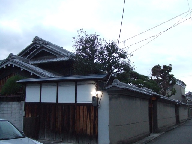 Gokuraku Temple and the town of Oriono, on and off Kumano Road_e0046748_1775748.jpg