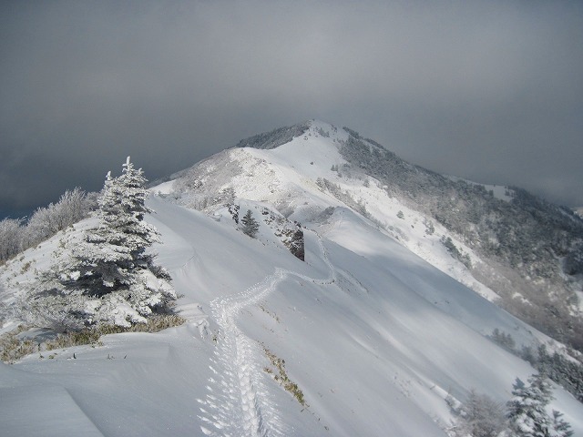 2011.1.10 剣山～次郎笈_c0219866_9333088.jpg