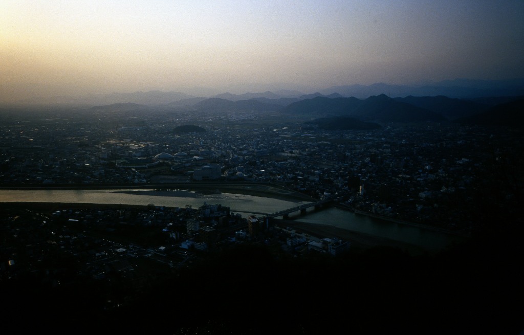 第６回・三人展　“Feelings Good\" WEB カタログ_c0082800_2111051.jpg