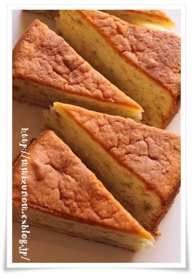 BANANA CAKE_a0056137_0202379.jpg