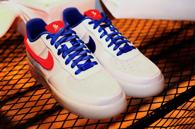 Nike Air Force 1 Supreme “Year of the Rabbit”_a0118453_19383920.jpg