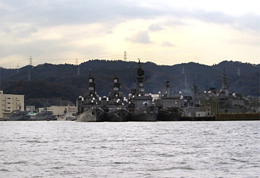 『YOKOSUKA軍港めぐり』動き出した2011年_e0150566_0141760.jpg