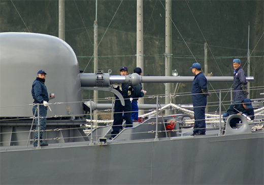 『YOKOSUKA軍港めぐり』動き出した2011年_e0150566_0215256.jpg