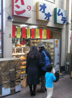 電車に揺られてカンツォーネ_a0169172_01122.jpg