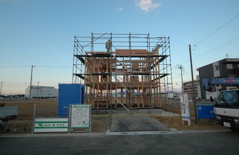 上棟初め。_a0059217_8551840.jpg