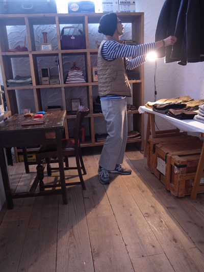 杢グレーのパンツ。_a0113127_19493513.jpg