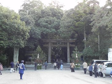京都奈良怪異落穂拾い(4)三輪山周辺、箸墓_b0116271_16501368.jpg