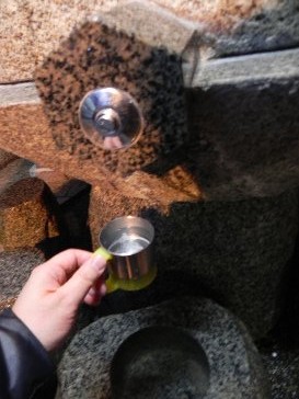 京都奈良怪異落穂拾い(4)三輪山周辺、箸墓_b0116271_1650198.jpg