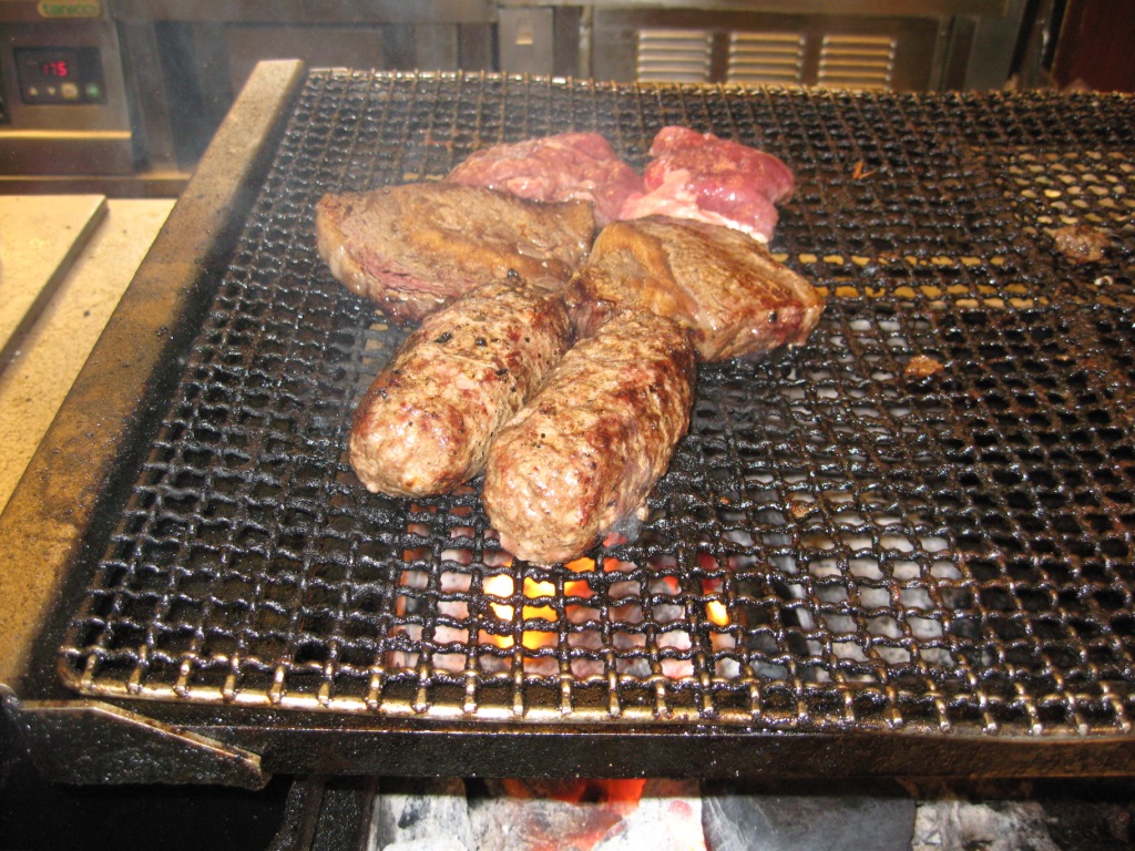 今日はお肉だ！！　ブロンコビリー_a0188897_22384217.jpg