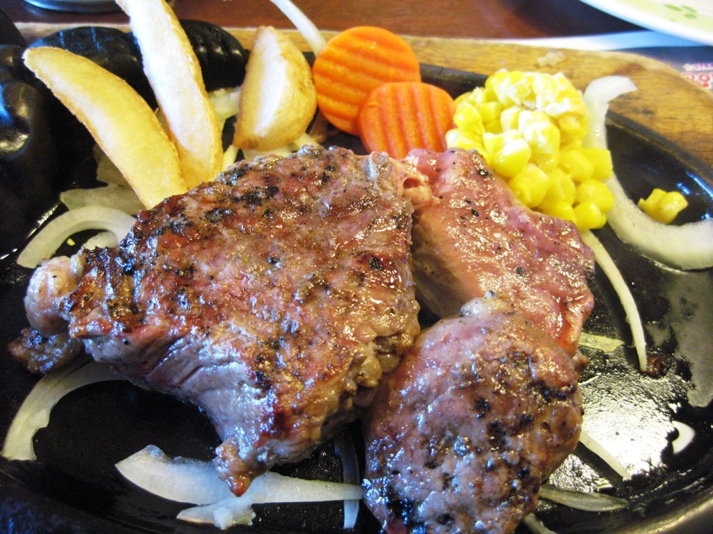 今日はお肉だ！！　ブロンコビリー_a0188897_22405442.jpg